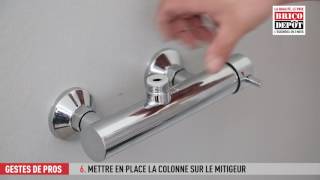 Comment fixer une colonne de douche [upl. by Ruthanne]