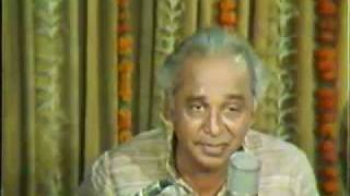 Dr Vasantrao Deshpande sings a bandish in Raag MaruBihag [upl. by Yug]