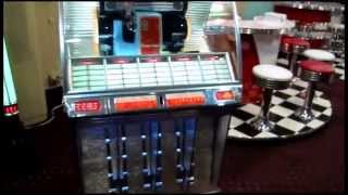 Restored 1954 Seeburg R Jukebox [upl. by Farrish]