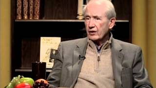 Frank McCourt reads from quotAngelas Ashesquot and discusses his memoirs [upl. by Neicul]