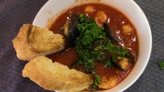 CIOPPINO Italian Seafood Soup [upl. by Frost231]